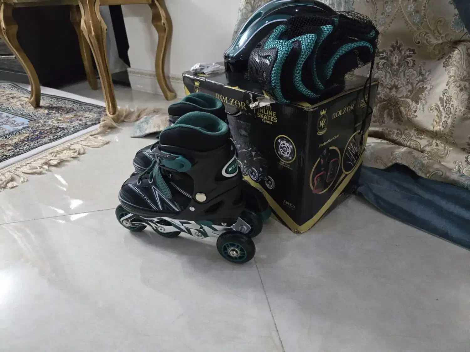 کفش اسکیت برند ROLZOR|دوچرخه، اسکیت، اسکوتر|ری, شهید غیوری (ابن باویه)|دیوار