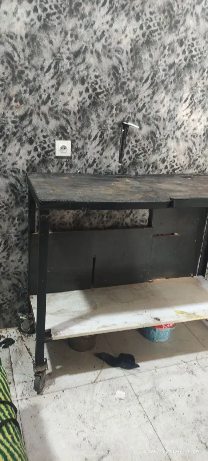 میز آهنی سنگین|ابزارآلات|اسلامشهر, شهرک مصطفی خمینی|دیوار