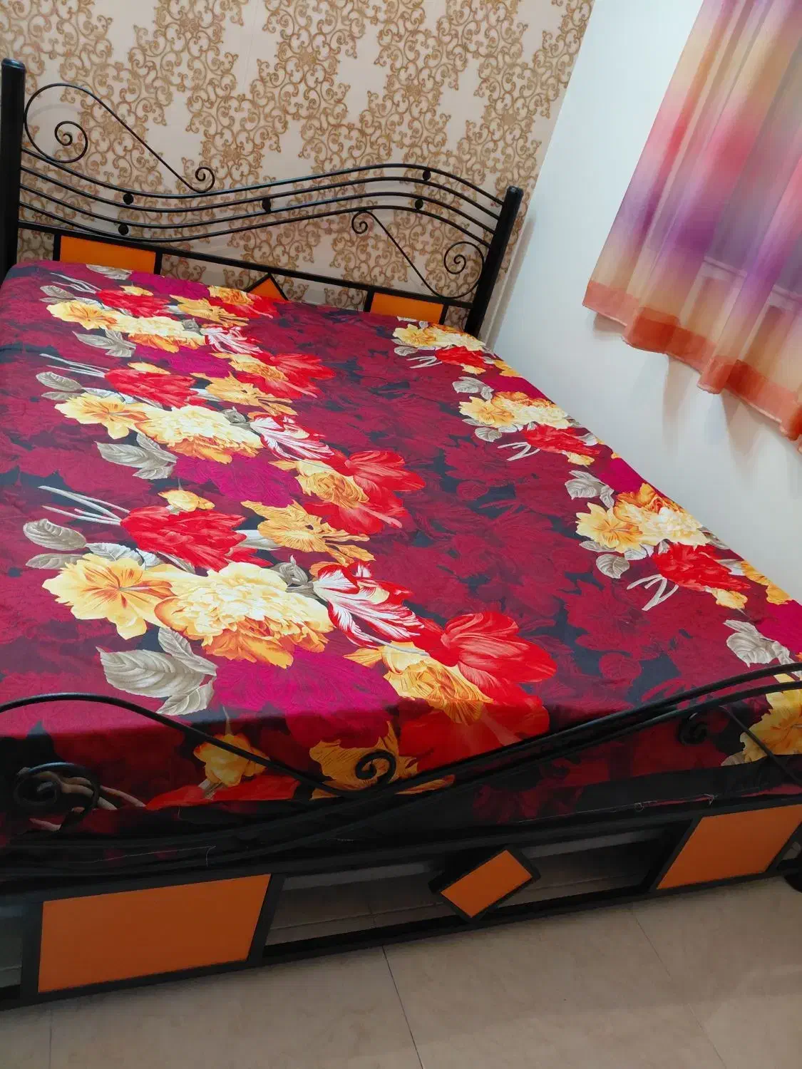 تخت فرفورژه ۲ نفره بدون تشک|تخت و سرویس خواب|ری, سیزده آبان|دیوار