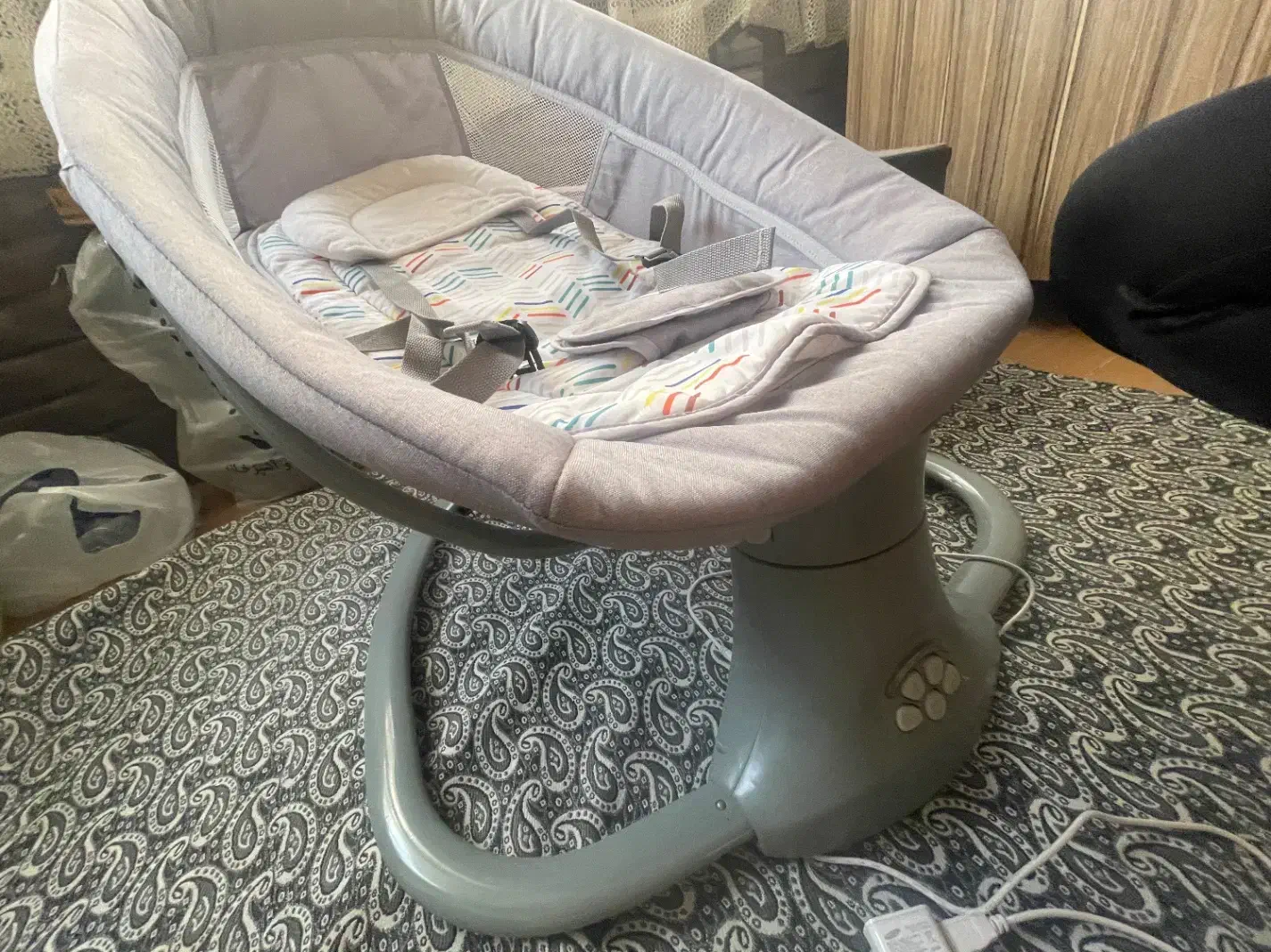 نی نی لای لای گهواره برقی|اسباببازی بچه|رشت, جهاد|دیوار