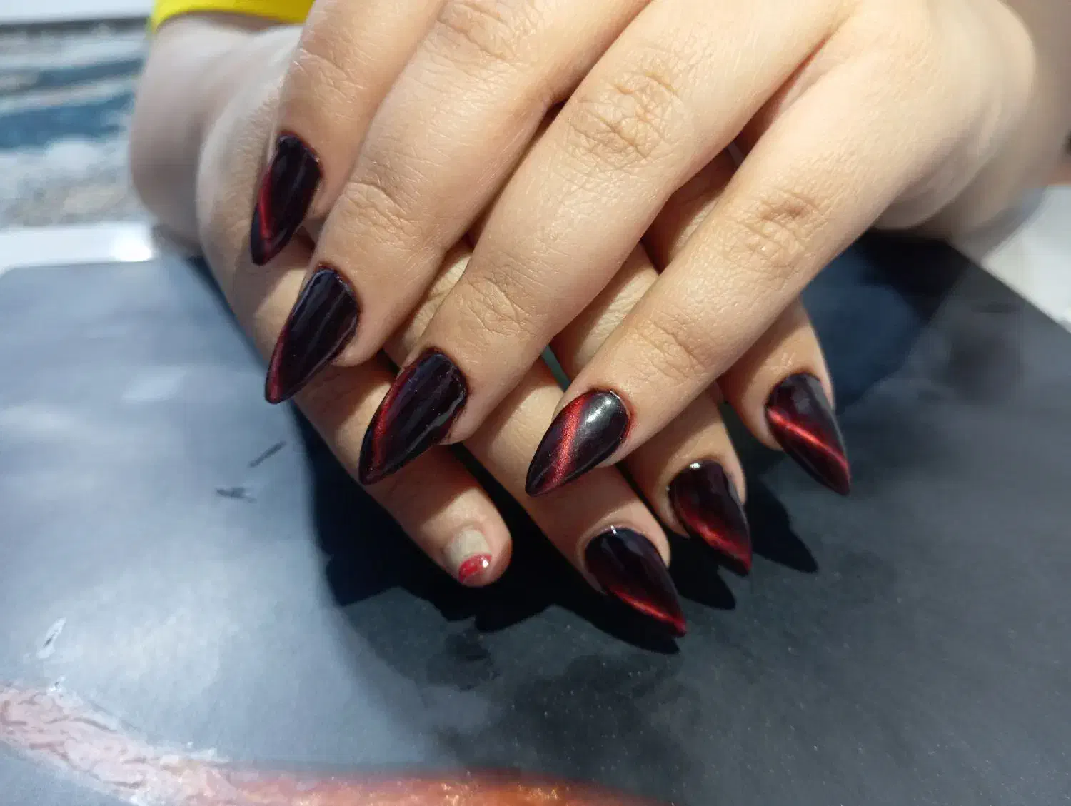 تخفیف کاشت ناخن به مناسبت شب یلدا|خدمات آرایشگری و زیبایی|شیراز, شهرک گلها|دیوار