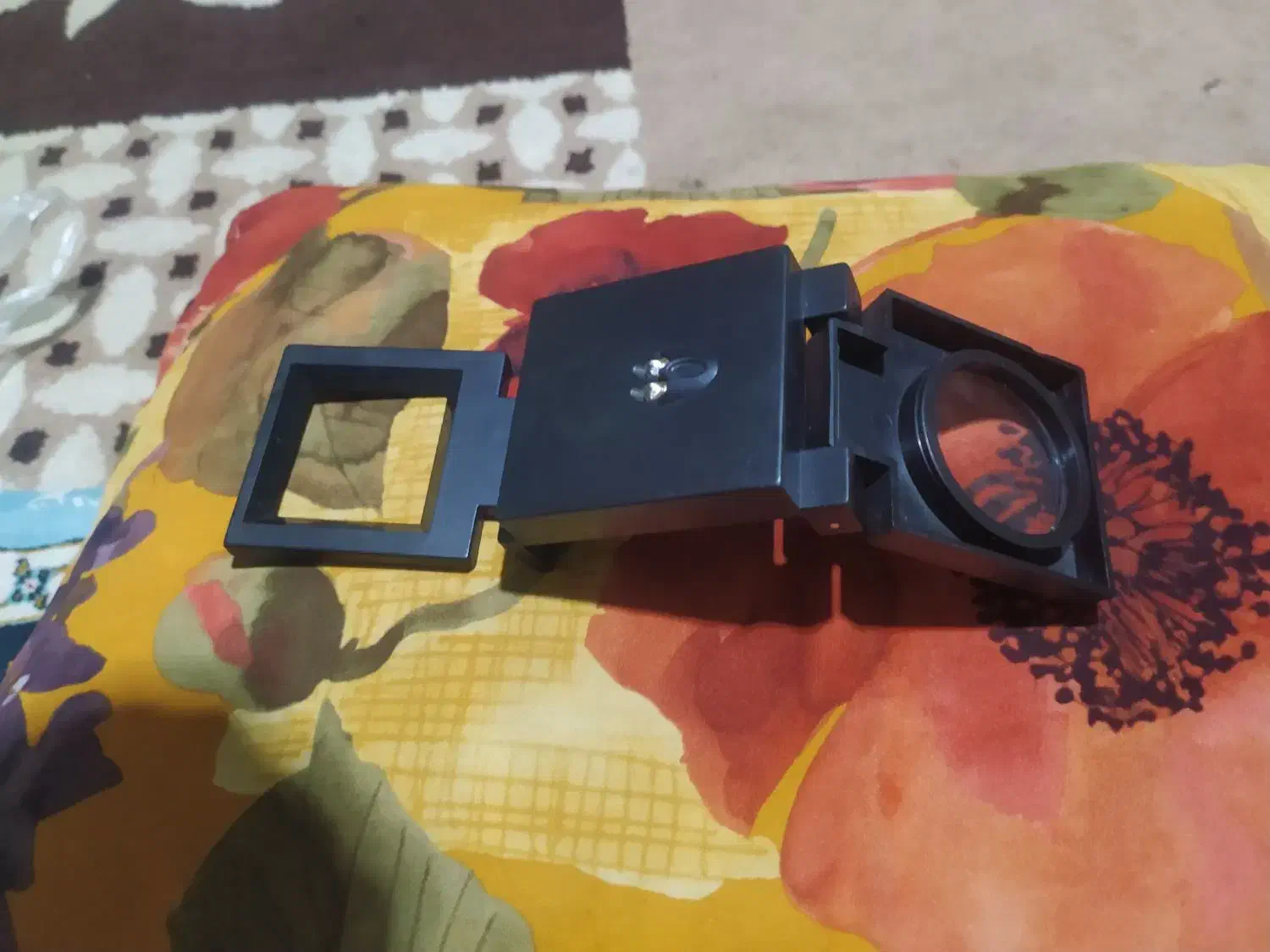 اندازه گیر ذره بین وچراغ قوه|لامپ و چراغ|بندرعباس, |دیوار