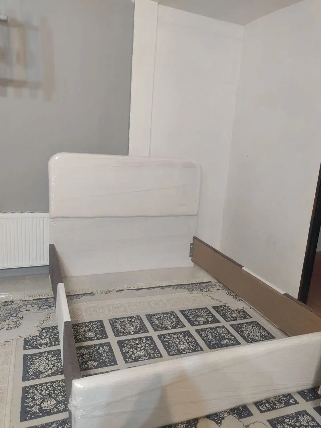 تخت خواب|تخت و سرویس خواب|تربت جام, علوی|دیوار