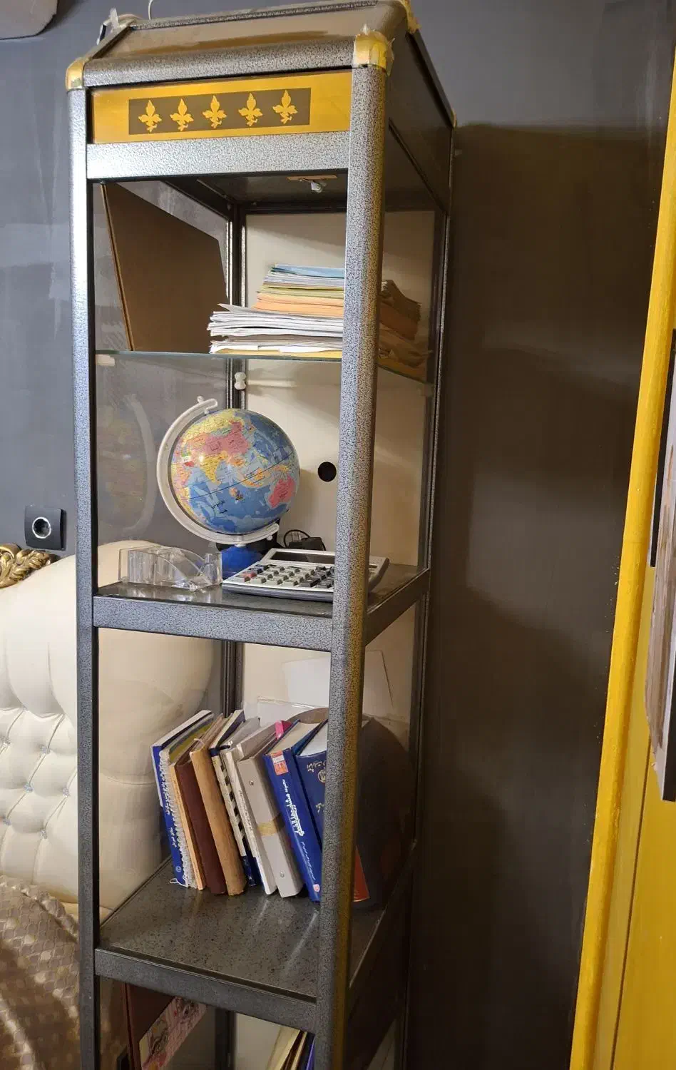 شلف و کتابخانه|کتابخانه، شلف، قفسه‌های دیواری|فولادشهر, B4|دیوار