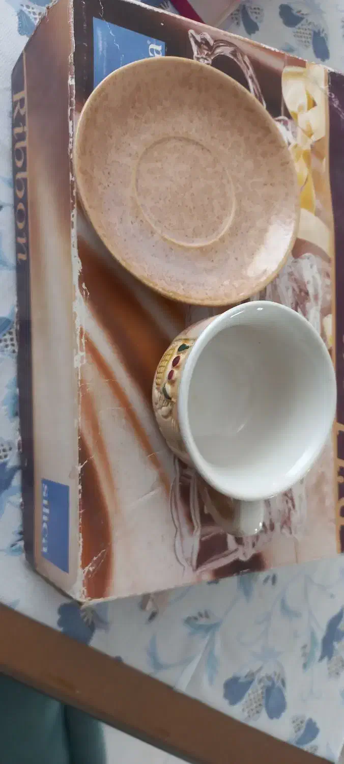 فنجان نعلبکی سرامیکی|ظروف سرو و پذیرایی|رشت, معلم|دیوار