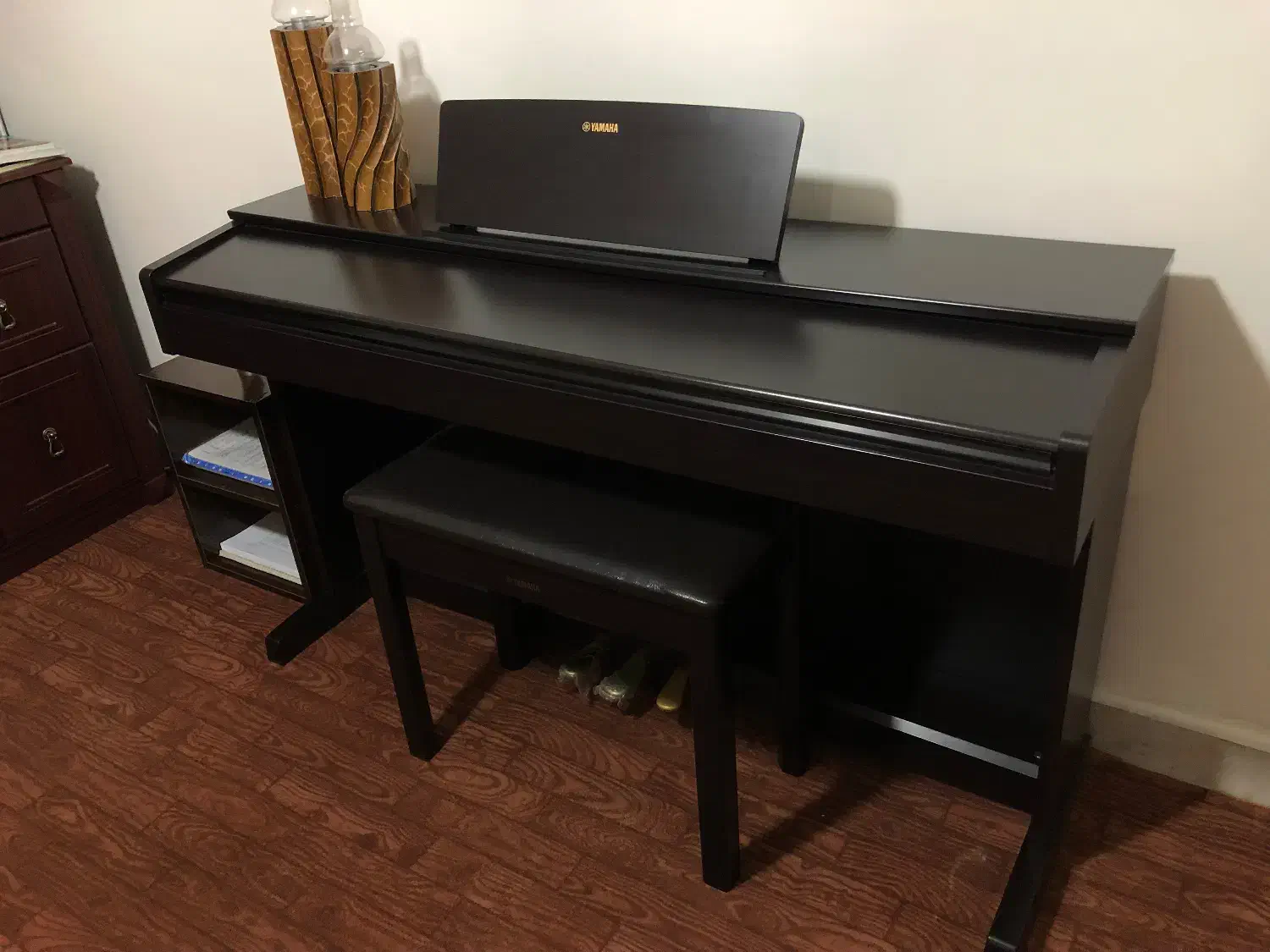 پیانو یاماها YDP 143|پیانو، کیبورد، آکاردئون|رشت, حمیدیان|دیوار