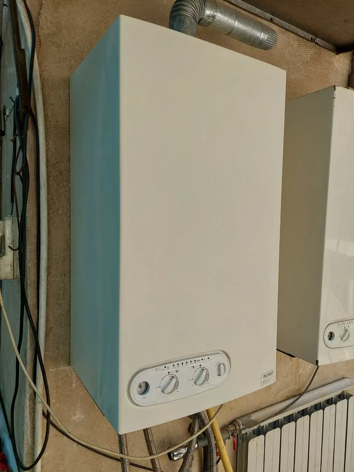 پکیج دیواری ایران رادیاتور دست دوم|آبگرمکن، پکیج، شوفاژ|تهران, نارمک|دیوار