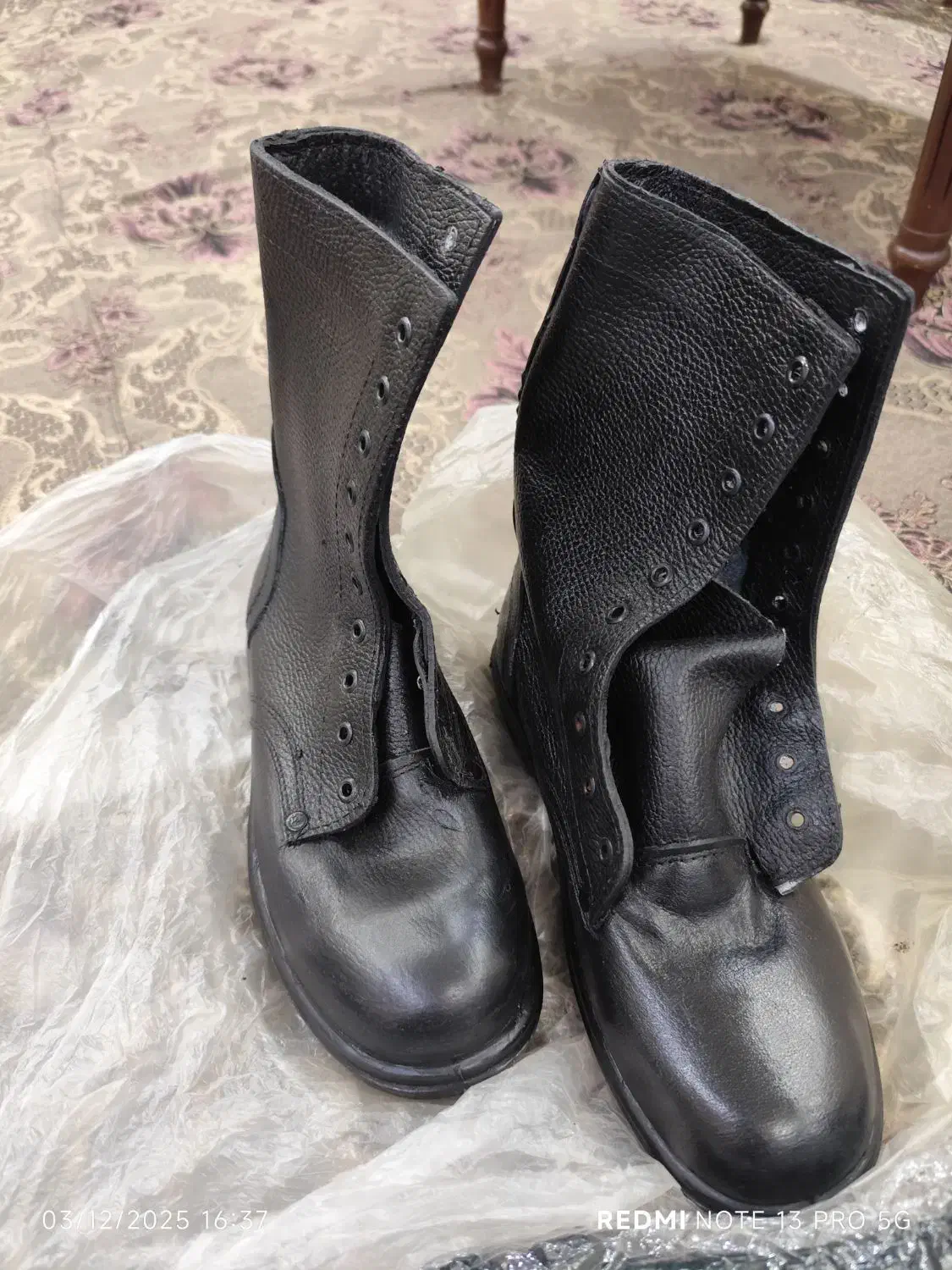 لباس کامل نیرو انتظامی کفش و پوتین|لباس|اراک, |دیوار