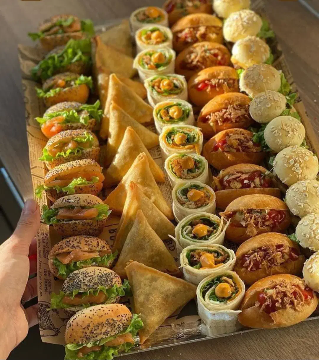 قبول سفارشات  شیرینی کیک دسر فینگرفود حلوا|خدمات پذیرایی، مراسم|بندرعباس, |دیوار