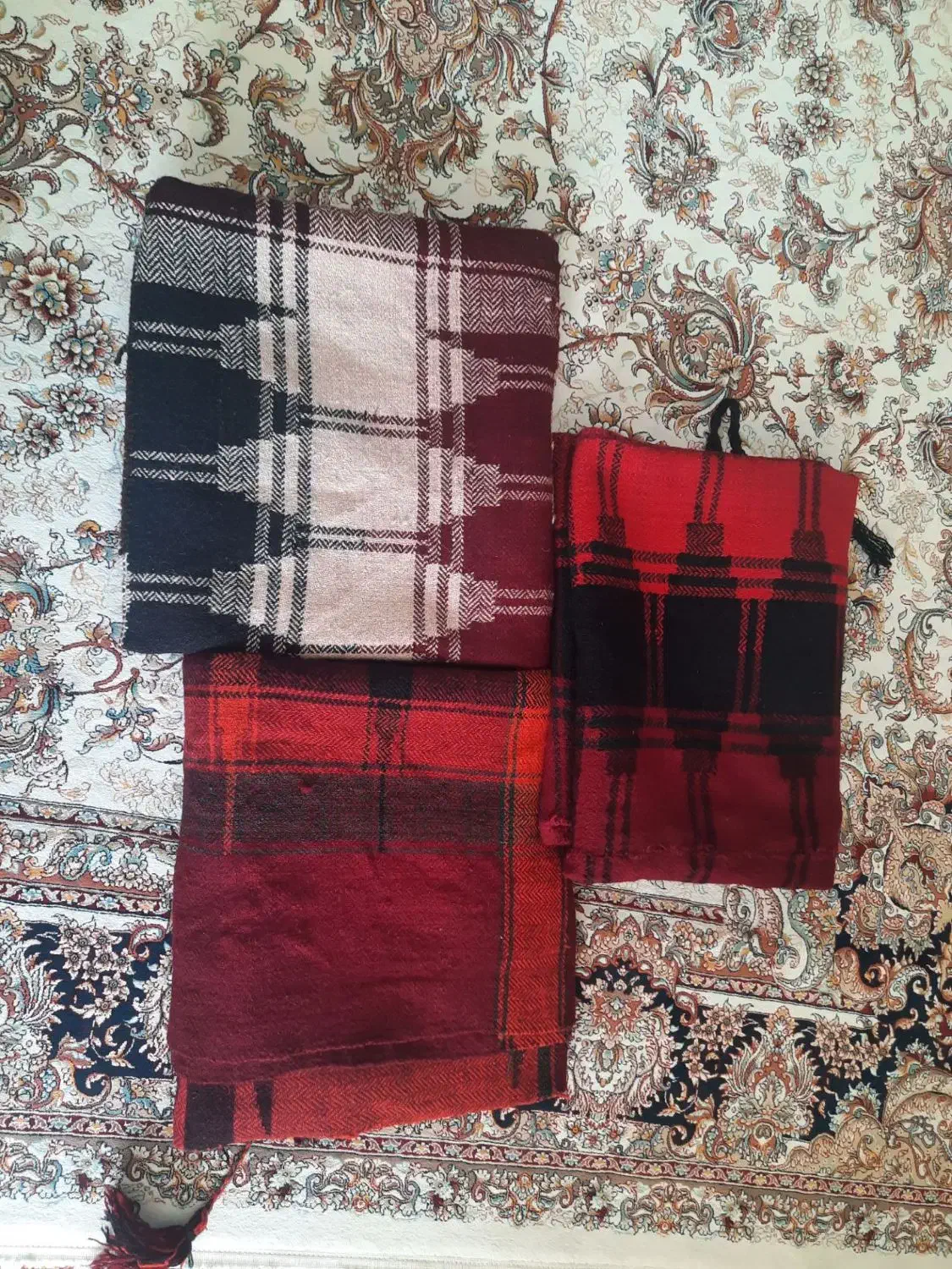 ۳ عدد موج|گلیم، جاجیم، گبه|کرمانشاه, |دیوار