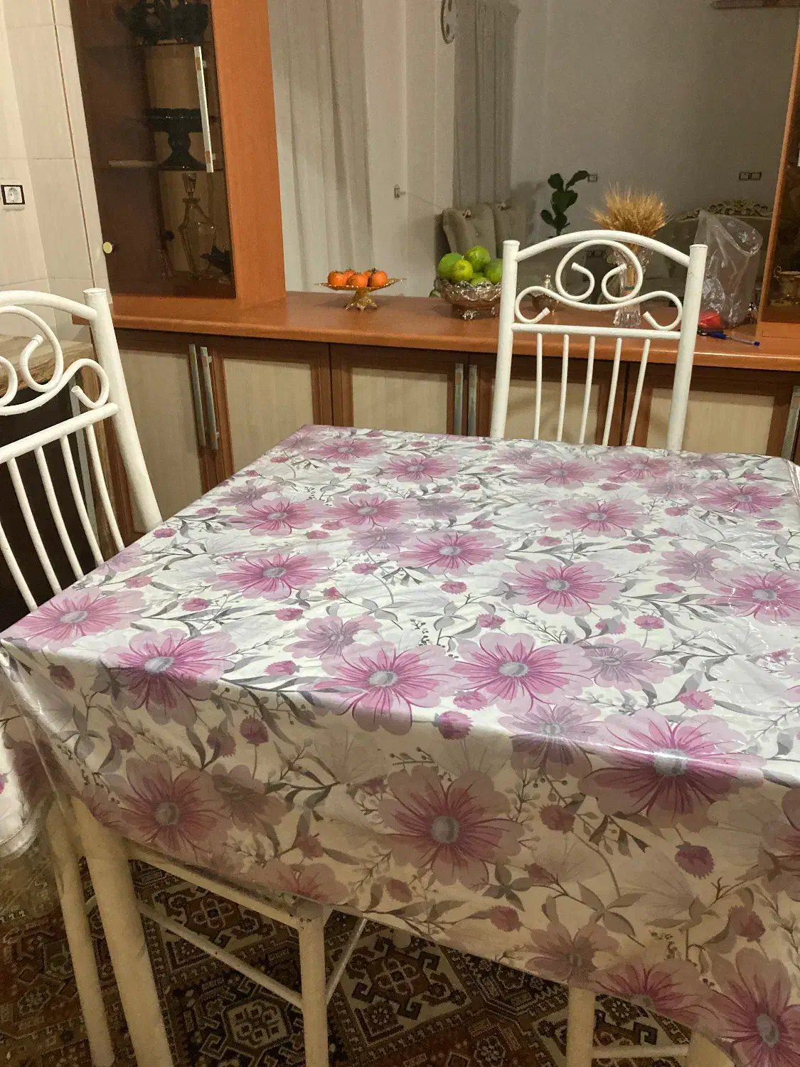 میز ناهارخوری۴نفره|میز و صندلی غذاخوری|قائم‌شهر, |دیوار