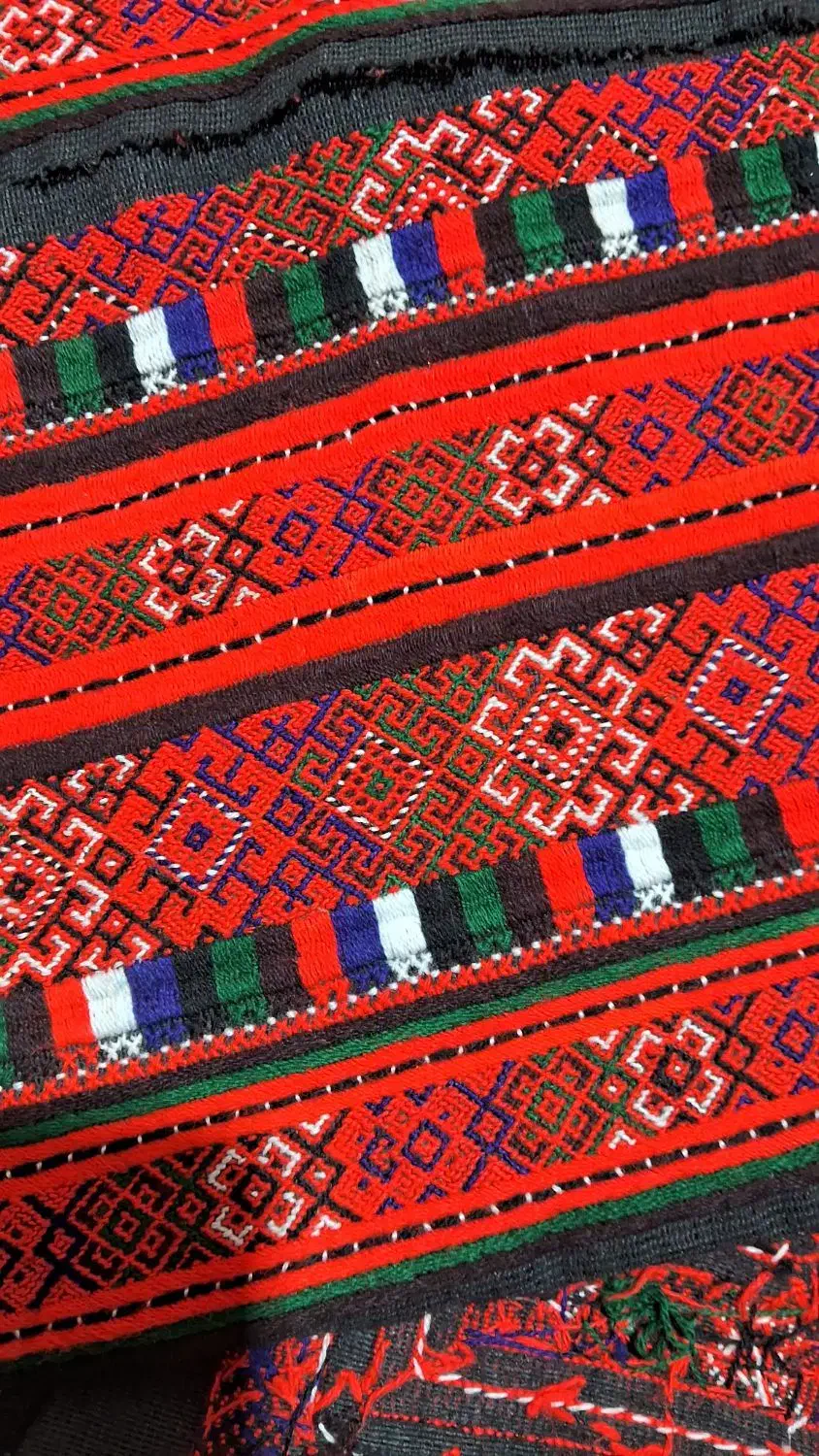 بدناستین|لباس|سیب و سوران, |دیوار