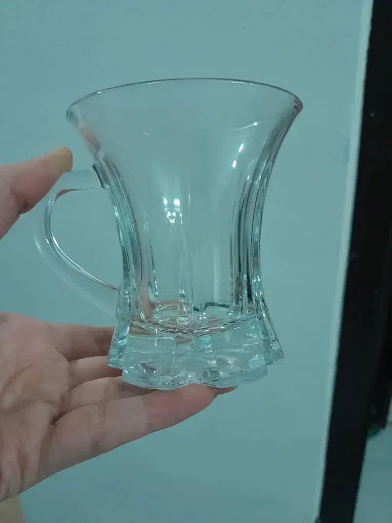 استکان|ظروف سرو و پذیرایی|رشت, کوی امام رضا|دیوار