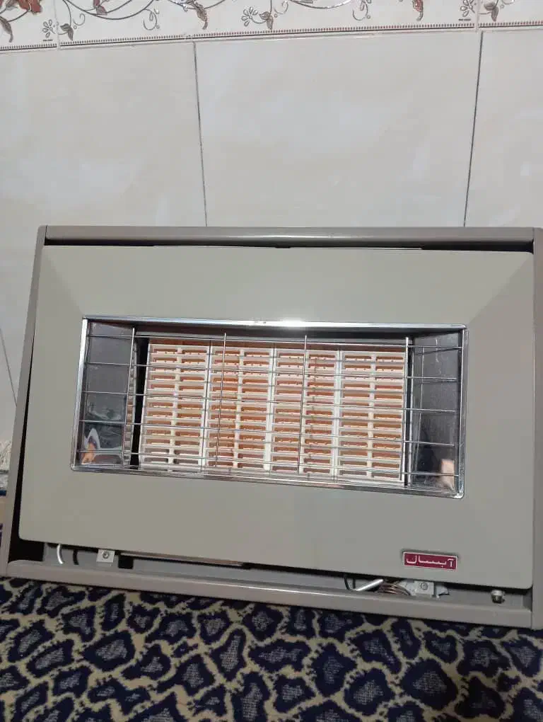 فروش وسایل منزل قیمت مناسب|بخاری، هیتر، شومینه|شیراز, گویم|دیوار