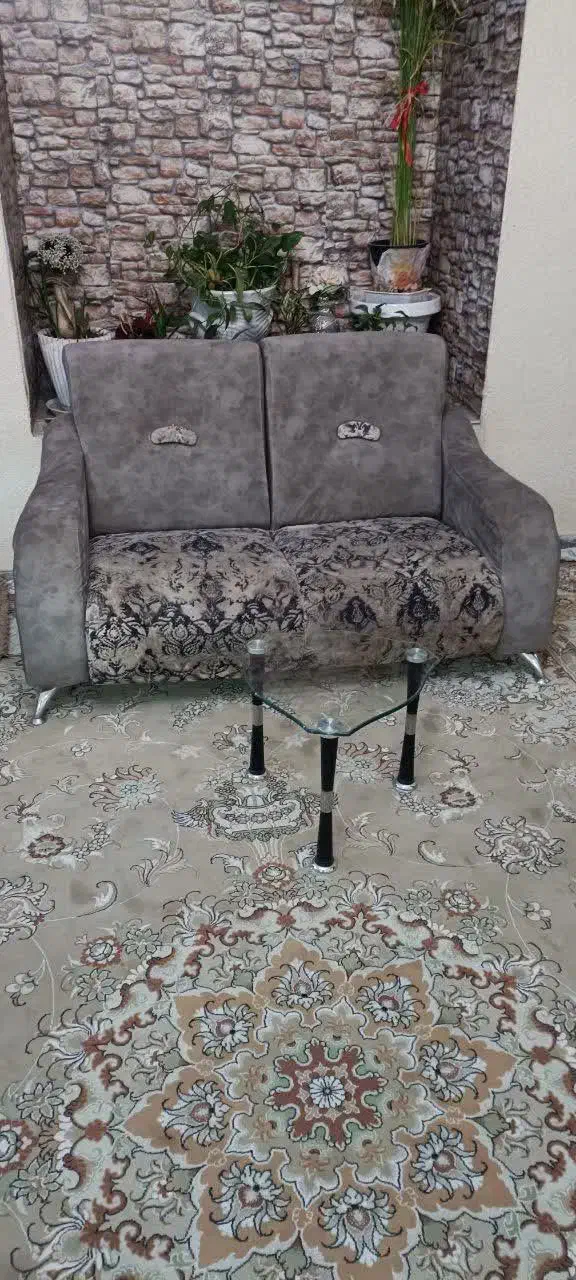 مبل 7 نفره و گنجه|مبلمان خانگی و میز عسلی|مشهد, فرهنگیان (شهرک غرب)|دیوار