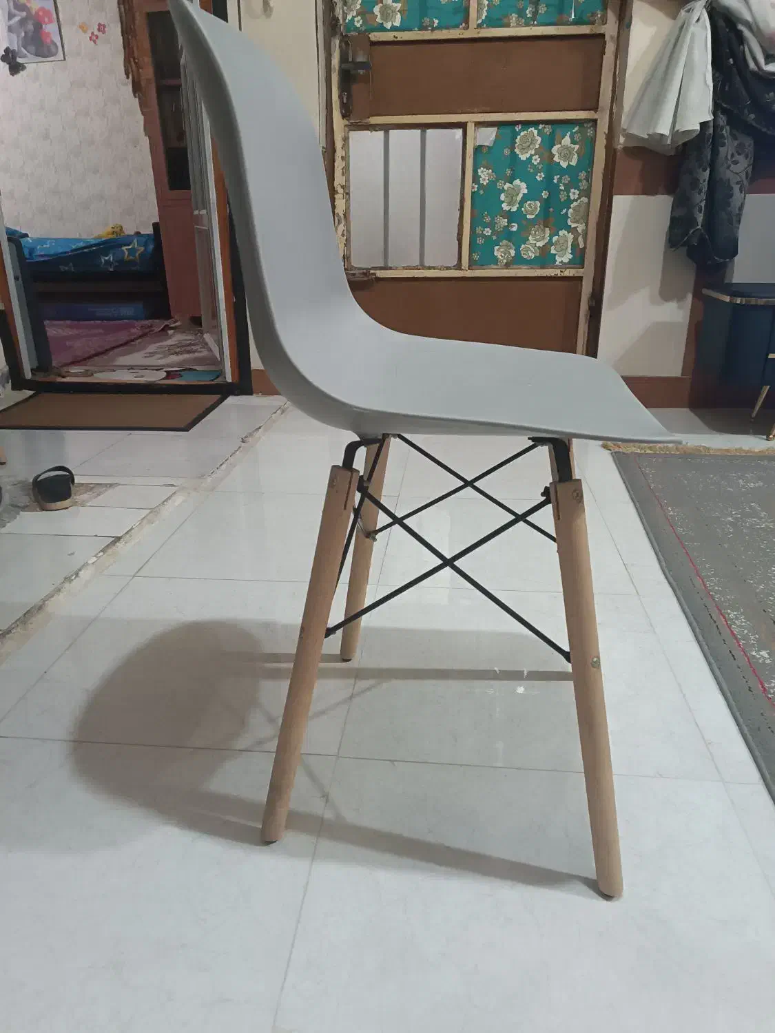 صندلی|میز و صندلی غذاخوری|شوشتر, |دیوار