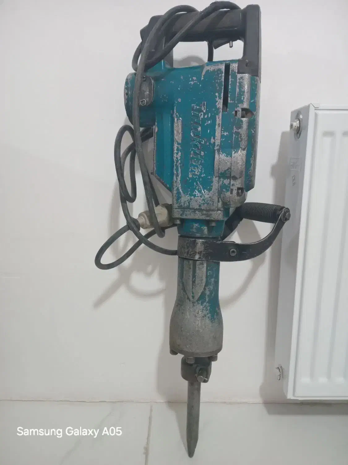 هیلتی ۱۷ کیلویی|ابزارآلات|فردیس, سرحد آباد|دیوار