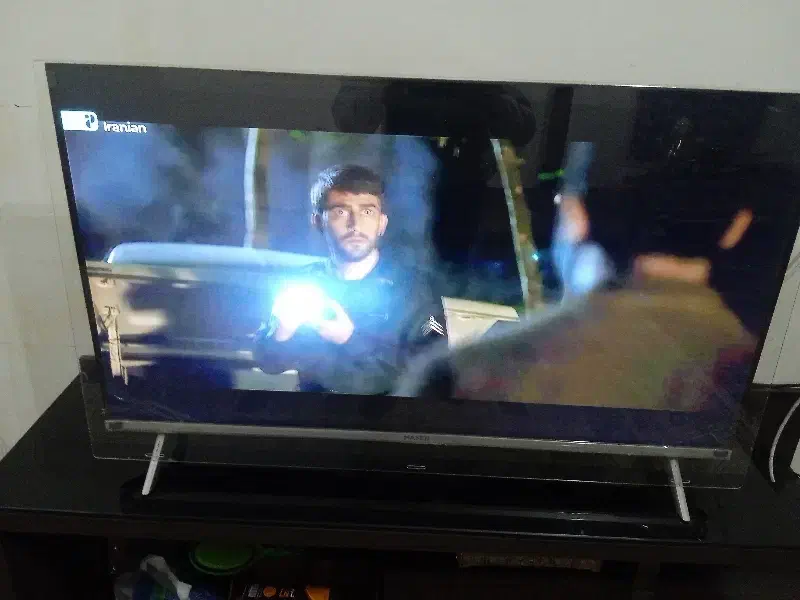 صوتی و تصویری|تلویزیون و پروژکتور|بروجن, |دیوار