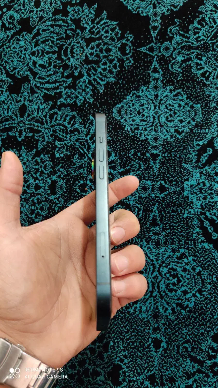 ایفون 13نرمال 128بدون خط و خش سلامت باطری 92|موبایل|خرمآباد, |دیوار