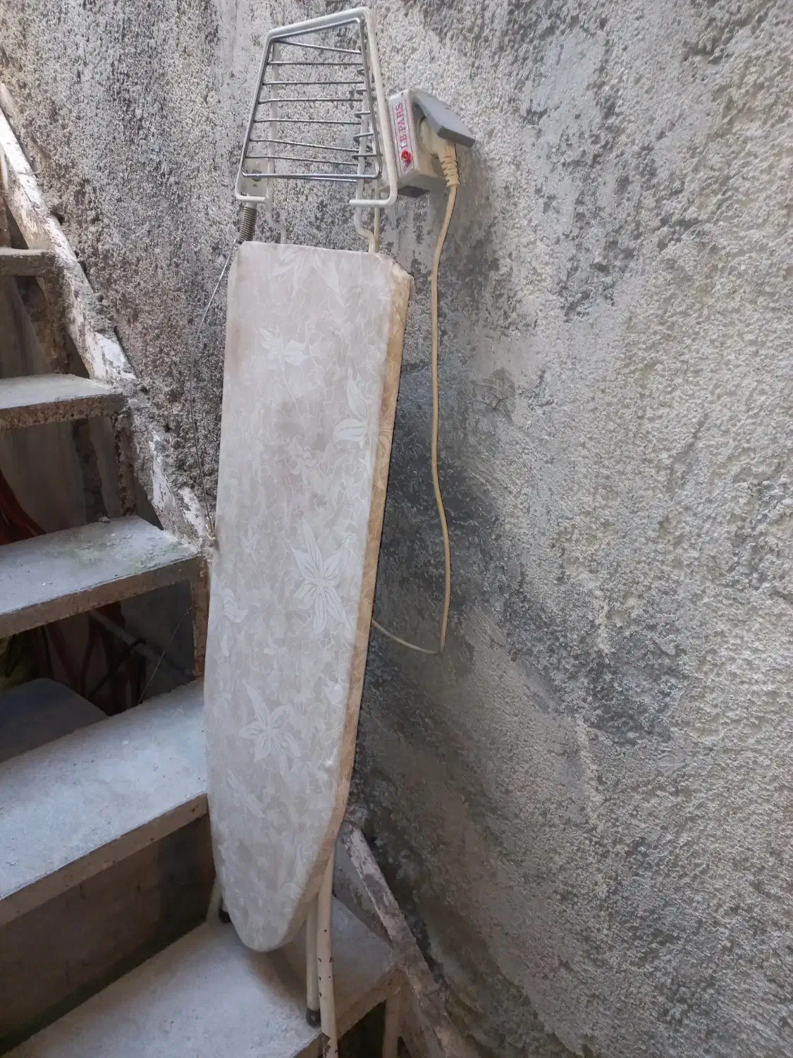 میز اتو پریز دار جنس دار اصل|اتو و لوازم اتو|ساری, |دیوار