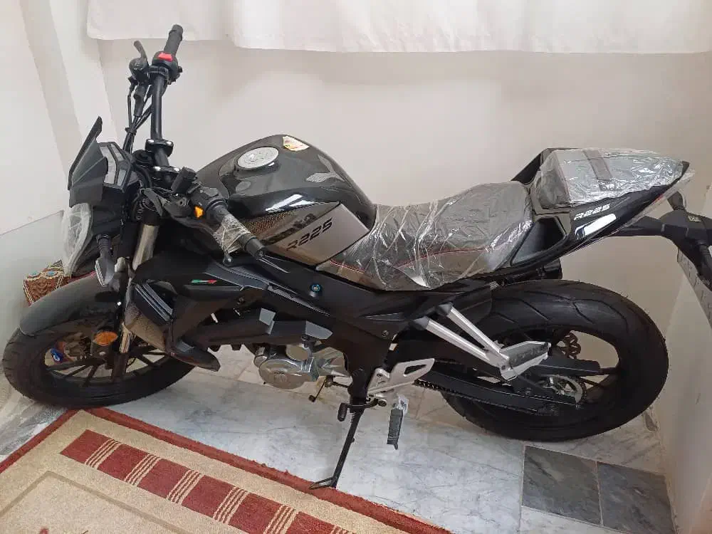 فروش فوری موتور سیکلت صفر کیلومتر خشک|موتورسیکلت|خوی, |دیوار