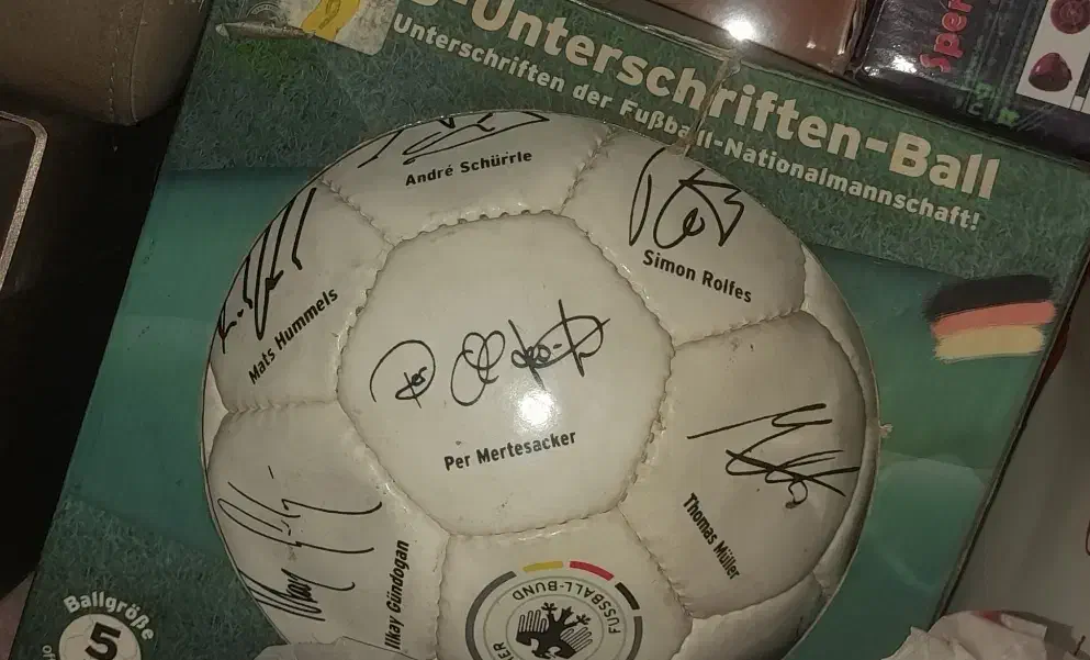 توپ فوتبال فول اورجینال|ورزش‌های توپی|بروجرد, |دیوار