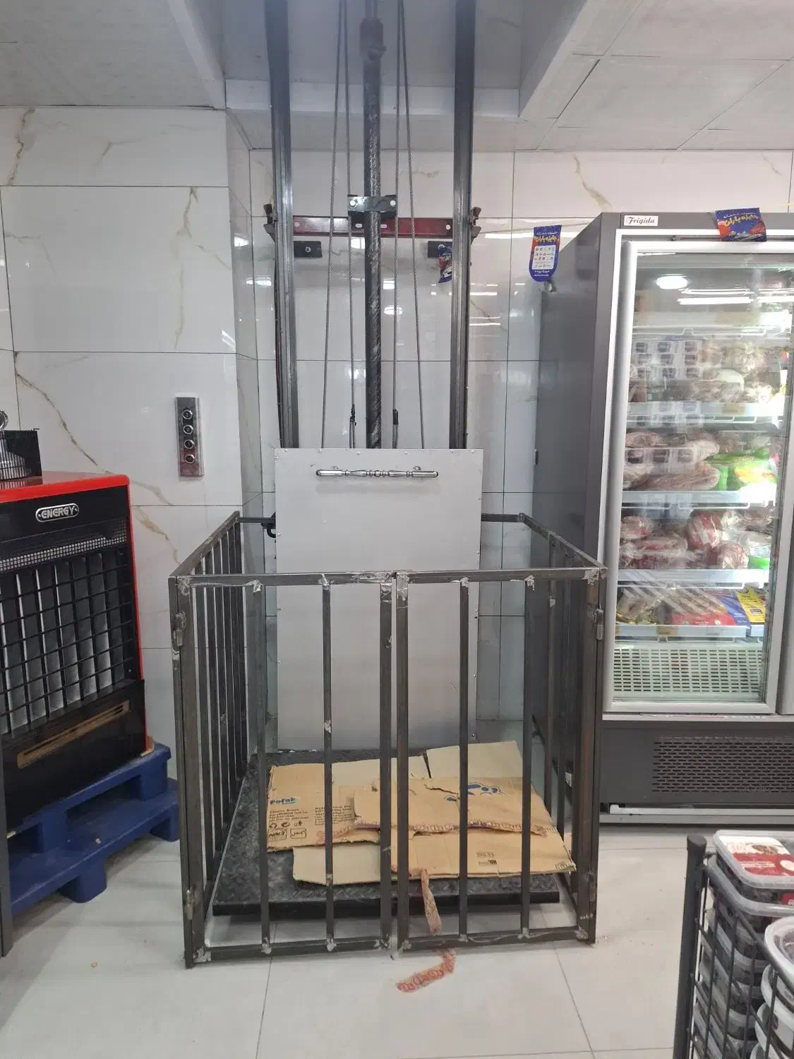 بالابر و اسانسور.خودروبر.پله برقی|خدمات پیشه و مهارت|قیدار, |دیوار