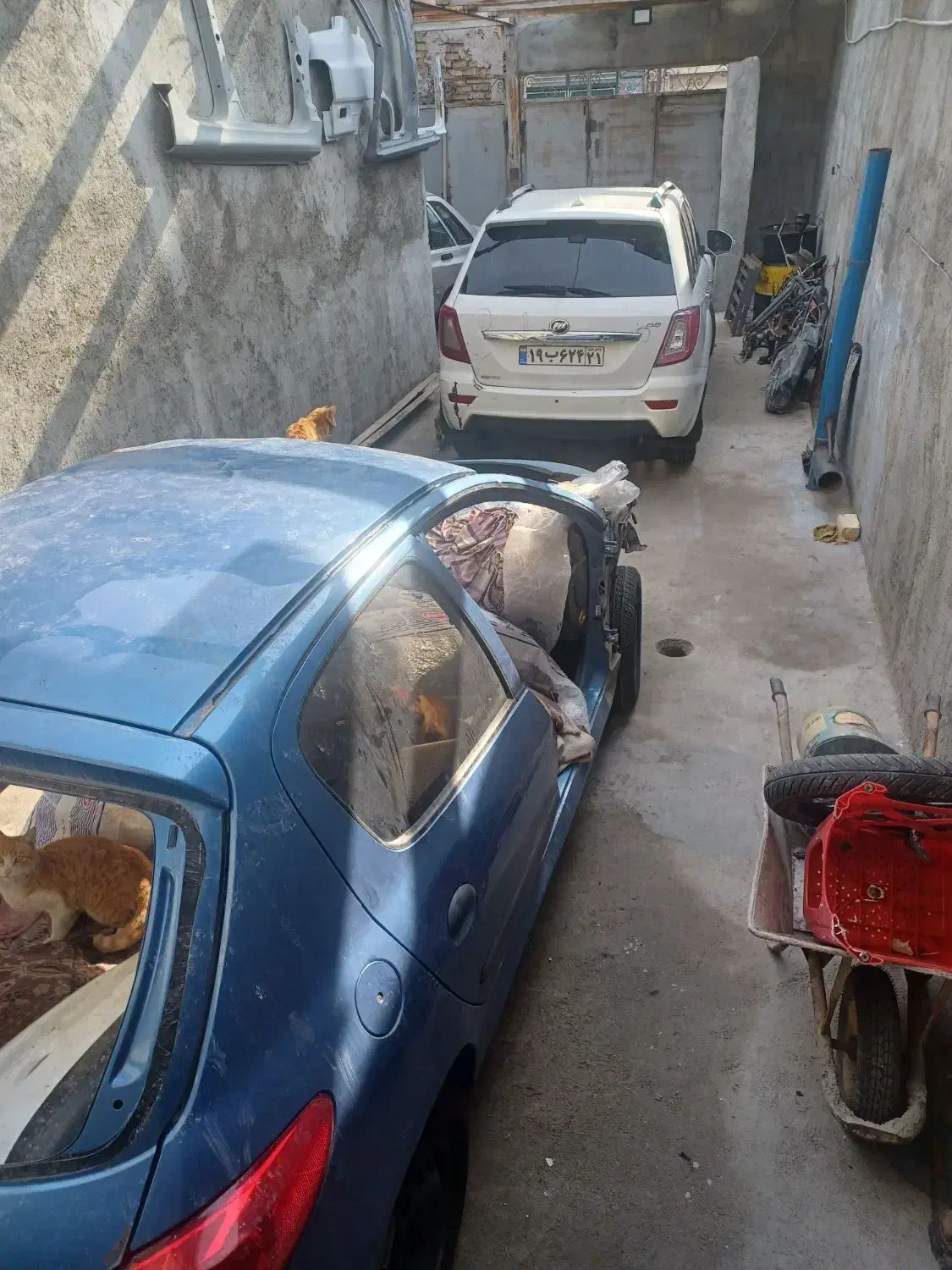 نیازمند صافکار و نقاش|استخدام صنعتی، فنی، مهندسی|اسلام‌شهر, شهرک سعیدیه|دیوار