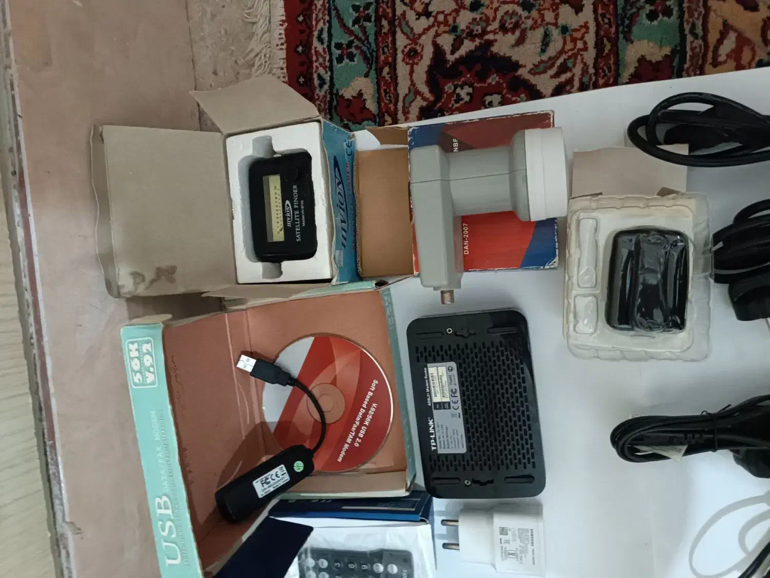 فروش تعدادی لوازم و تجهیزات رایانه‌ای و دیجیتالی|قطعات و لوازم جانبی رایانه|قم, سراجه (۱۵ خرداد)|دیوار