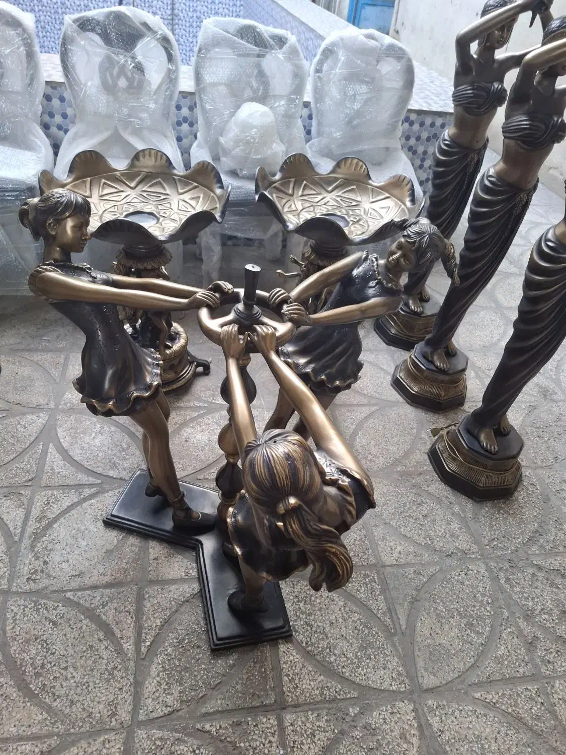 تندیس برنز کاری فاخر و هدیه‌ای ناب|مجسمه، تندیس، ماکت|ارومیه, |دیوار