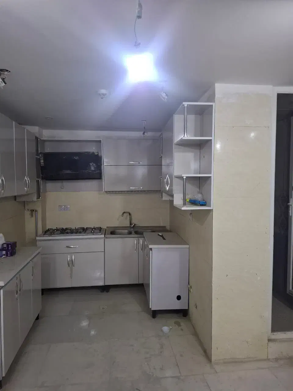 آپارتمان ۸۵ متری، ۲ خواب،نادری،کلید اول|اجارهٔ آپارتمان|اهواز, نادری|دیوار