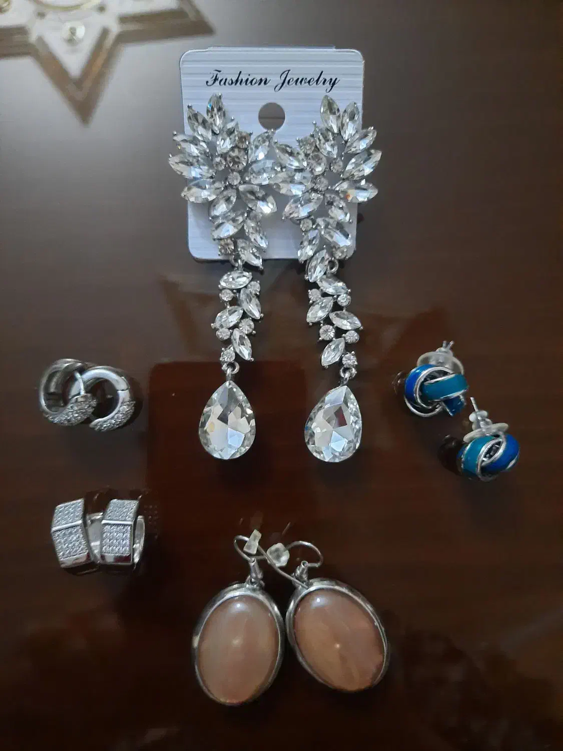 گوشواره های خیلی شیک ،نونووباکیفیت(بدلیجات)|بدلیجات|تهران, صادقیه|دیوار