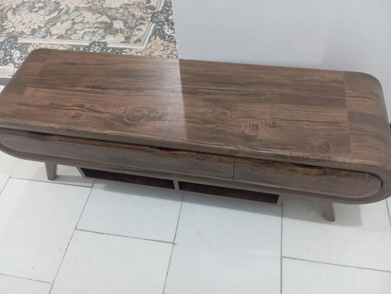 زیرتلویزیون درحد نو ۶ماه کارکرد|میز تلویزیون|اشتهارد, |دیوار