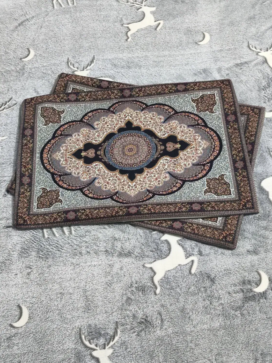 انواع روبالشتی،روتختی پخش پتو صندلی ساحلی وغیره|رختخواب، بالش، پتو|قم, شهدا|دیوار