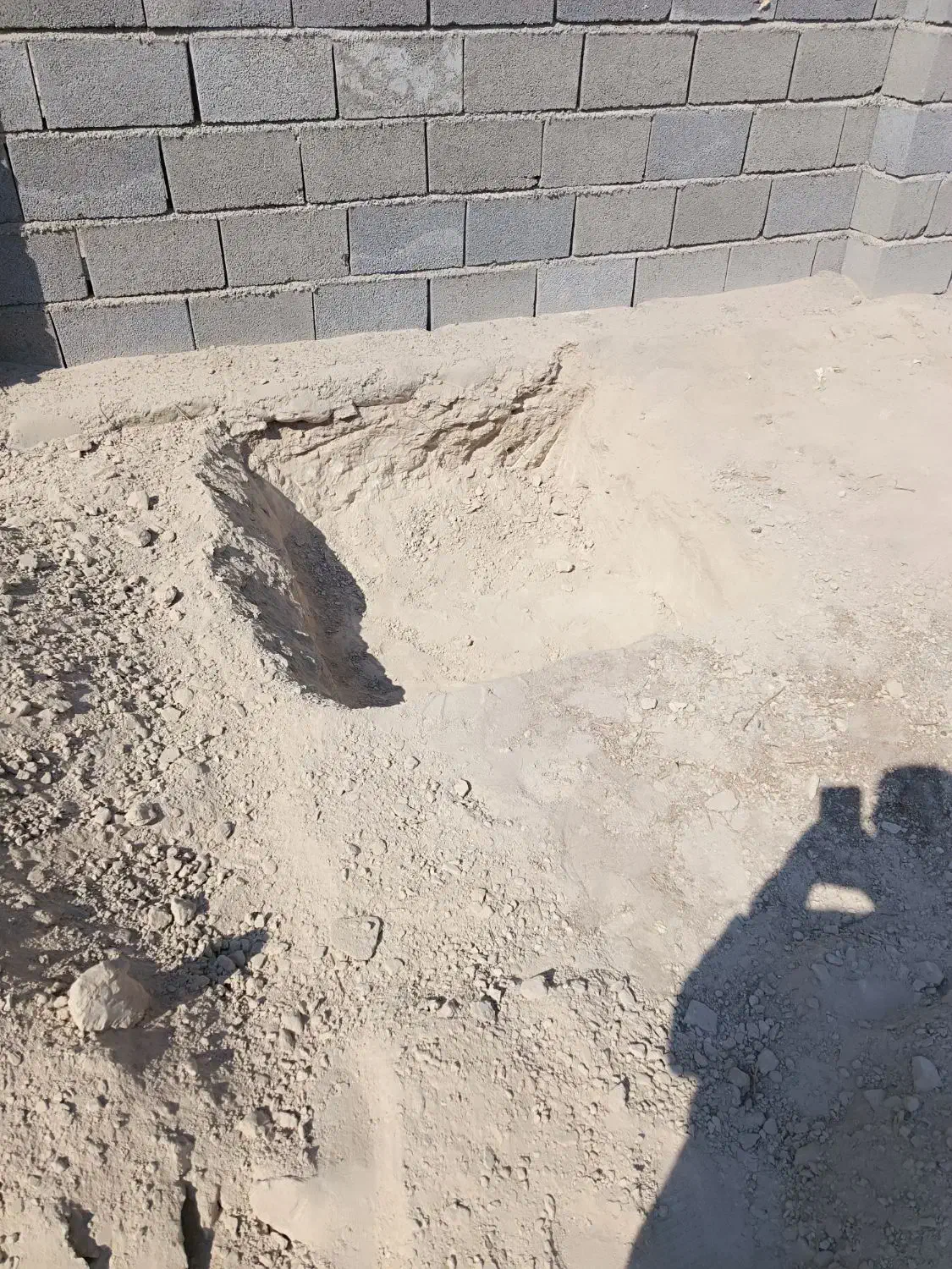 کارگر ساده و کار بلد|استخدام معماری، عمران و ساختمانی|بندرعباس, |دیوار