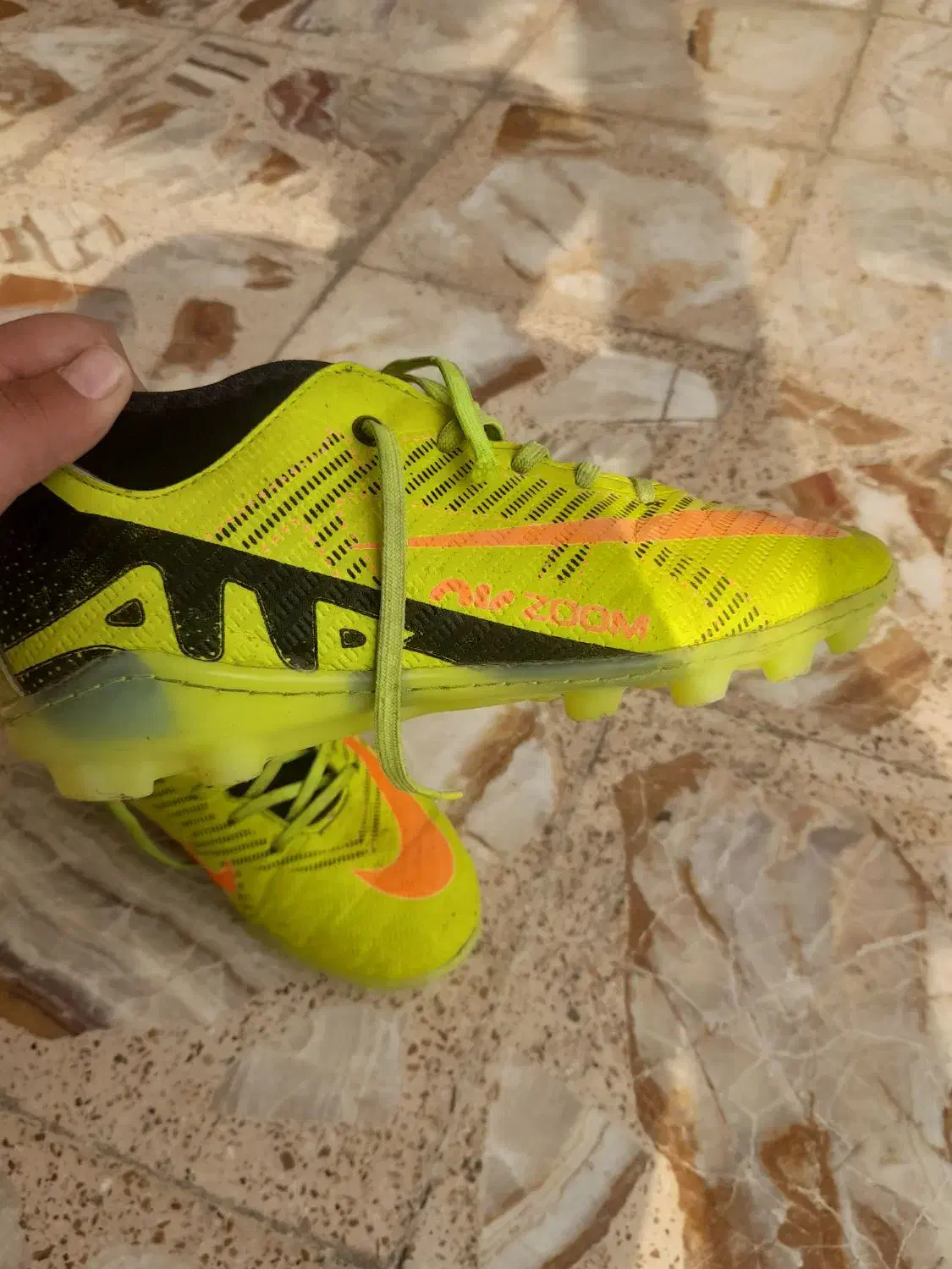 کفش چمن دنده ای|کیف، کفش، کمربند|گنبد کاووس, |دیوار