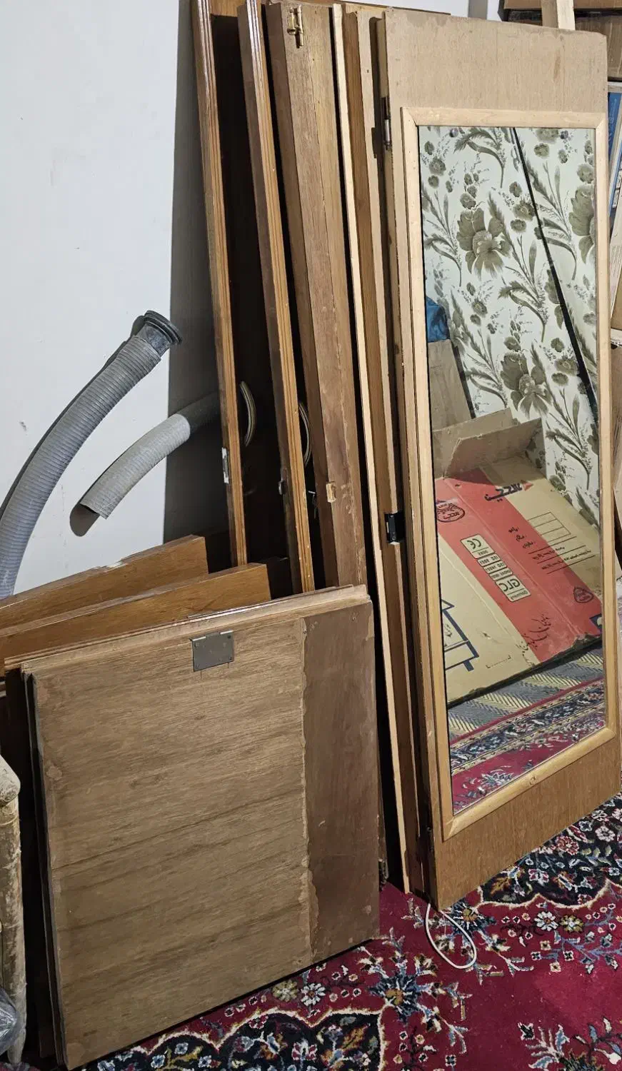 کمد قابل نصب روی دیوار اتاق دست دوم در حد|مبلمان خانگی و میز عسلی|قائن, |دیوار