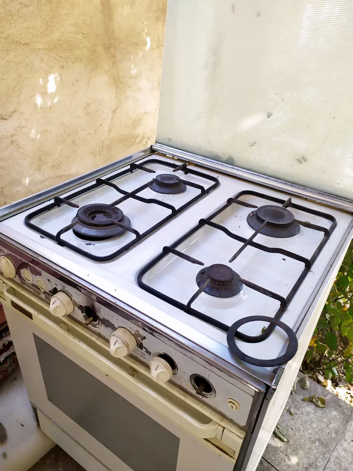 فروش اجاق گاز چهار شعله برند پادیسان|اجاق گاز و لوازم برقی پخت‌وپز|رامجین, |دیوار