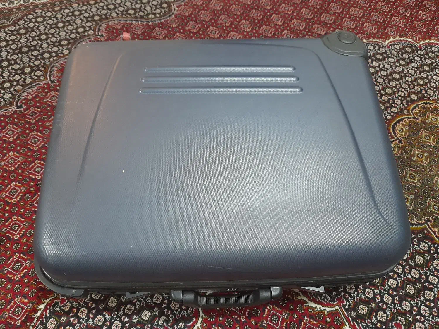 چمدان خارجی سالم و تمیز وارداتی|کیف، کفش، کمربند|فردیس, شهرک شهید حسینی|دیوار