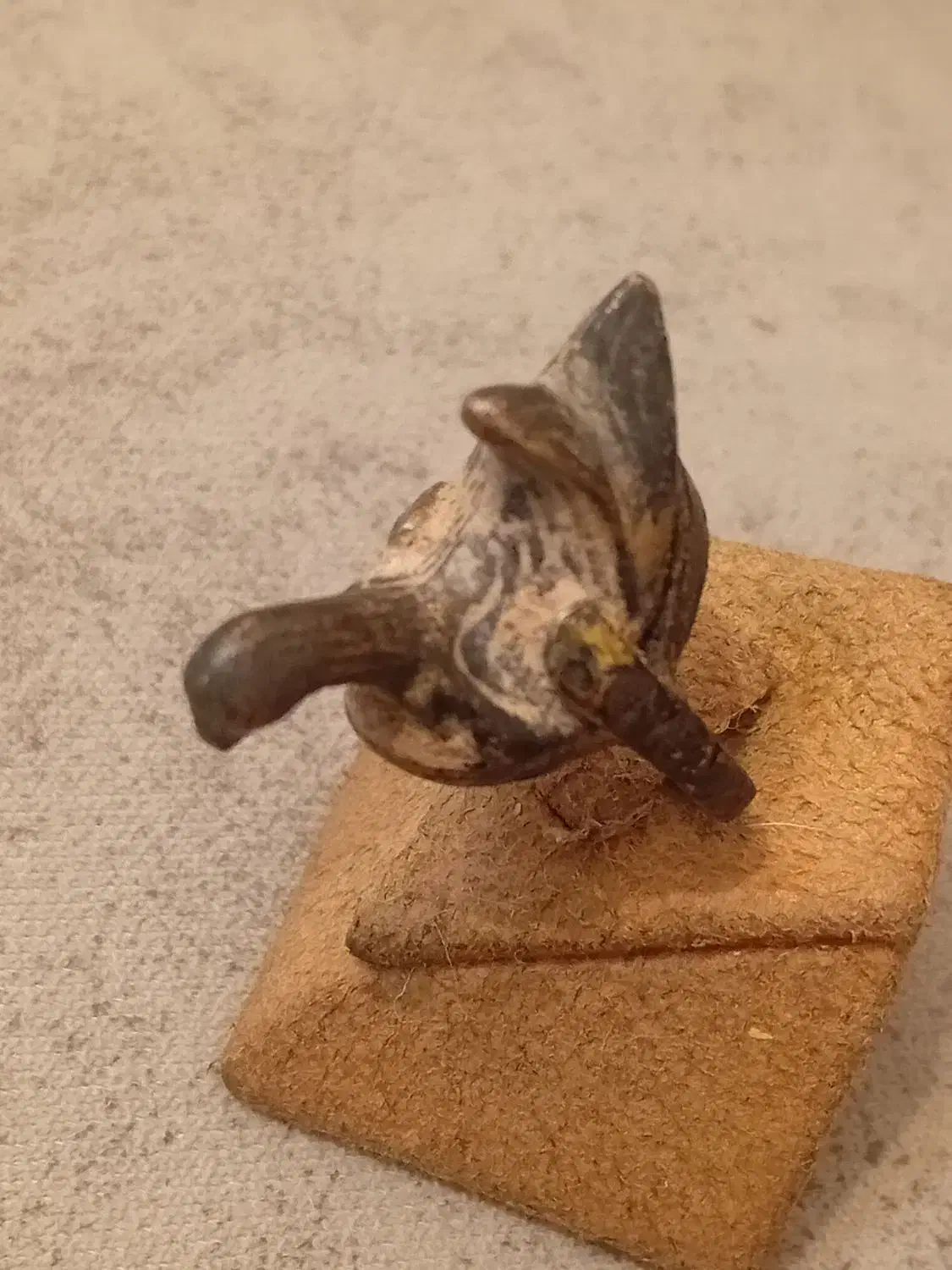 انگشتر کهنه باستانی الکتروم|کلکسیون اشیاء عتیقه|تهران, قنات‌کوثر|دیوار