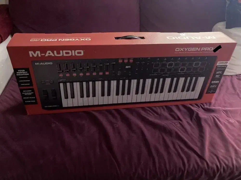 کیبورد میدی کنترلر Oxygen Pro 61 در حد|پیانو، کیبورد، آکاردئون|بابلسر, |دیوار