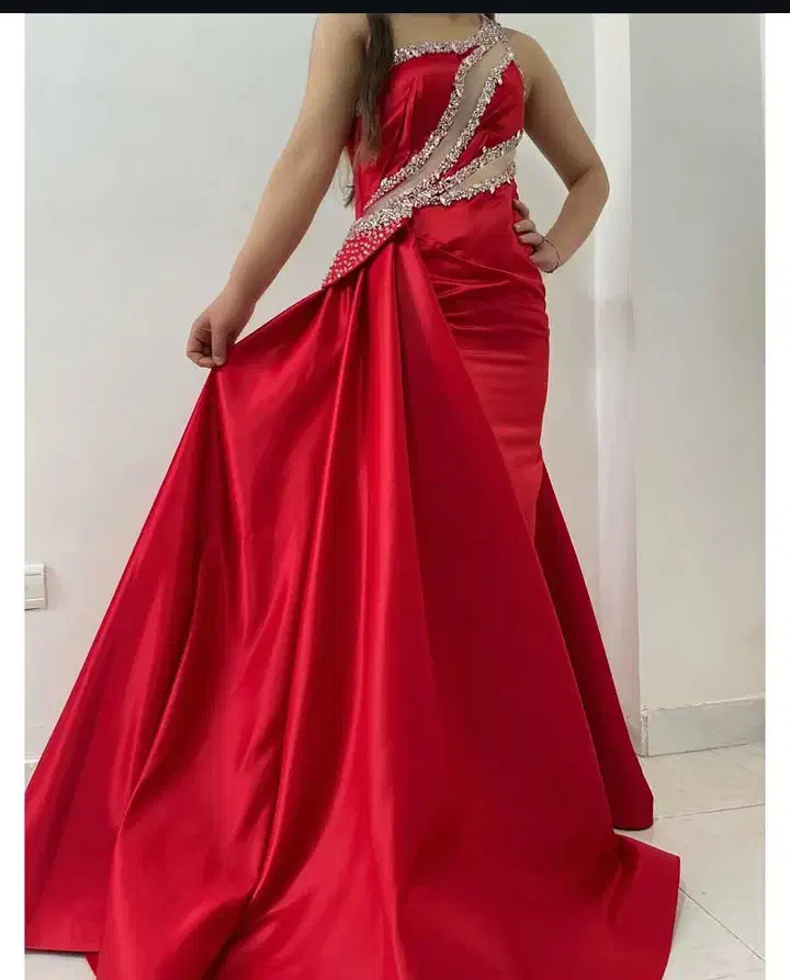 لباس شب|لباس|تسوج, |دیوار