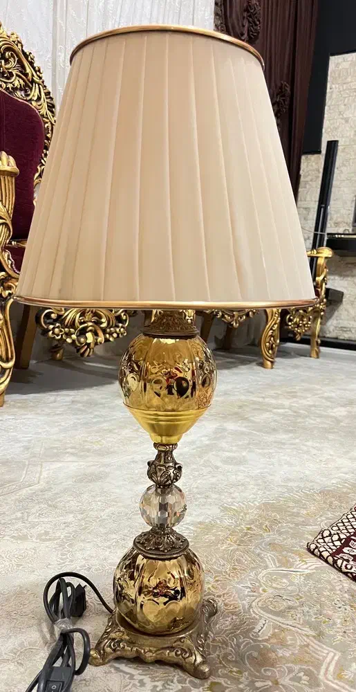 چراغ خواب اتاق|چراغ خواب و آباژور|مشهد, حضرت حجت|دیوار