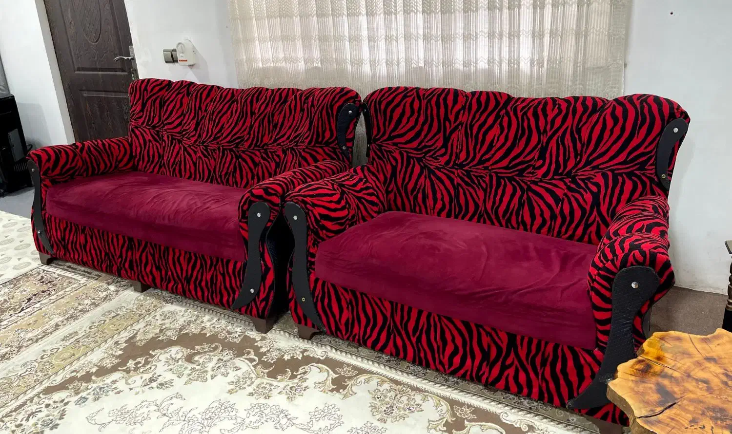 مبل ۷ نفره|مبلمان خانگی و میز عسلی|تولم شهر, |دیوار