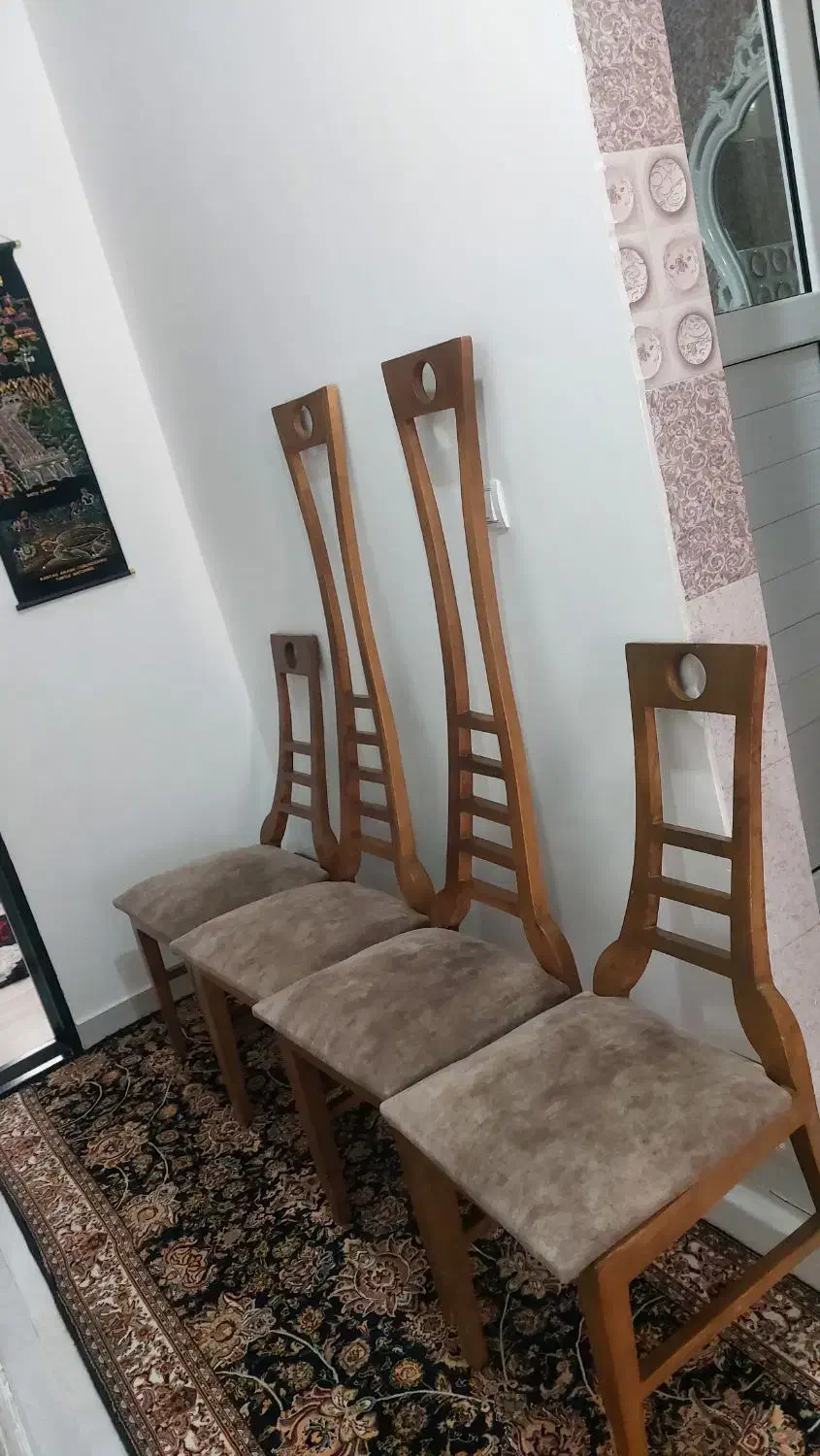 صندلی چوبی|میز و صندلی غذاخوری|نمین, |دیوار