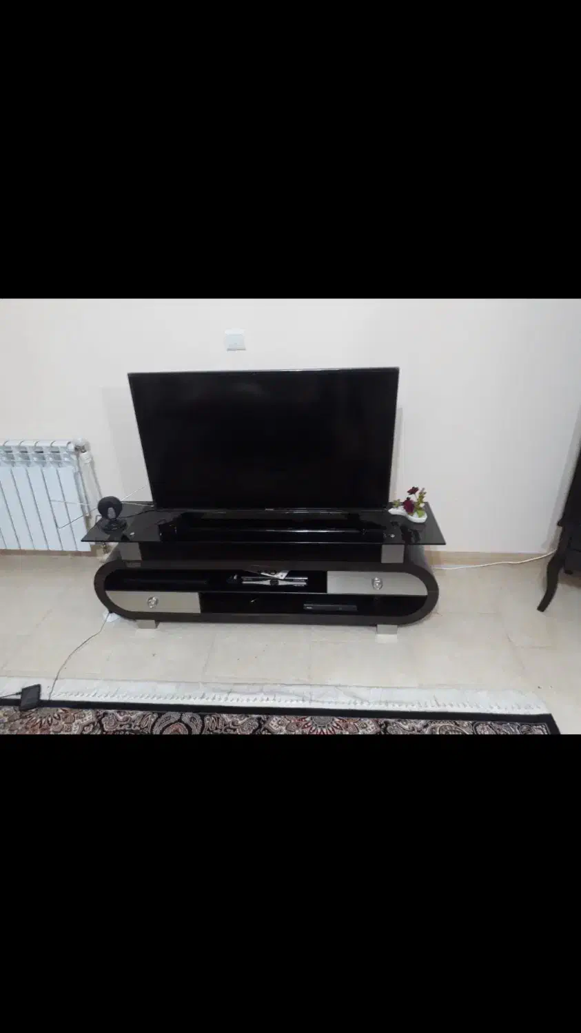 میز تلویزیون|میز تلویزیون|رشت, آتشگاه|دیوار