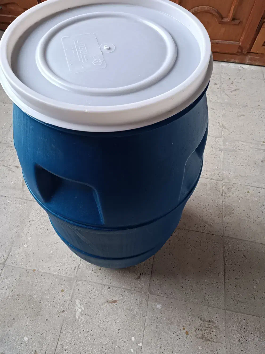 بشکه زیتون سایز بزرگ.|ظروف نگهدارنده، پلاستیکی، یک‌بارمصرف|لنگرود, |دیوار