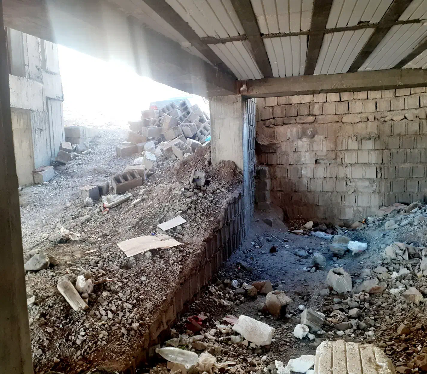 فروش پارکینگ مستقل در بلوار پاوه|فروش مغازه و غرفه|پاوه, |دیوار