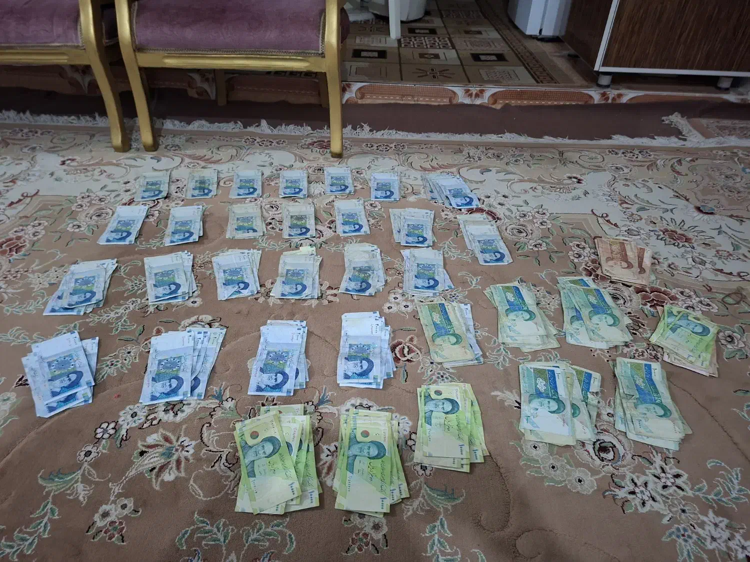 خورده دوهزارتومانی|کلکسیون سکه، تمبر، اسکناس|آبادان, |دیوار