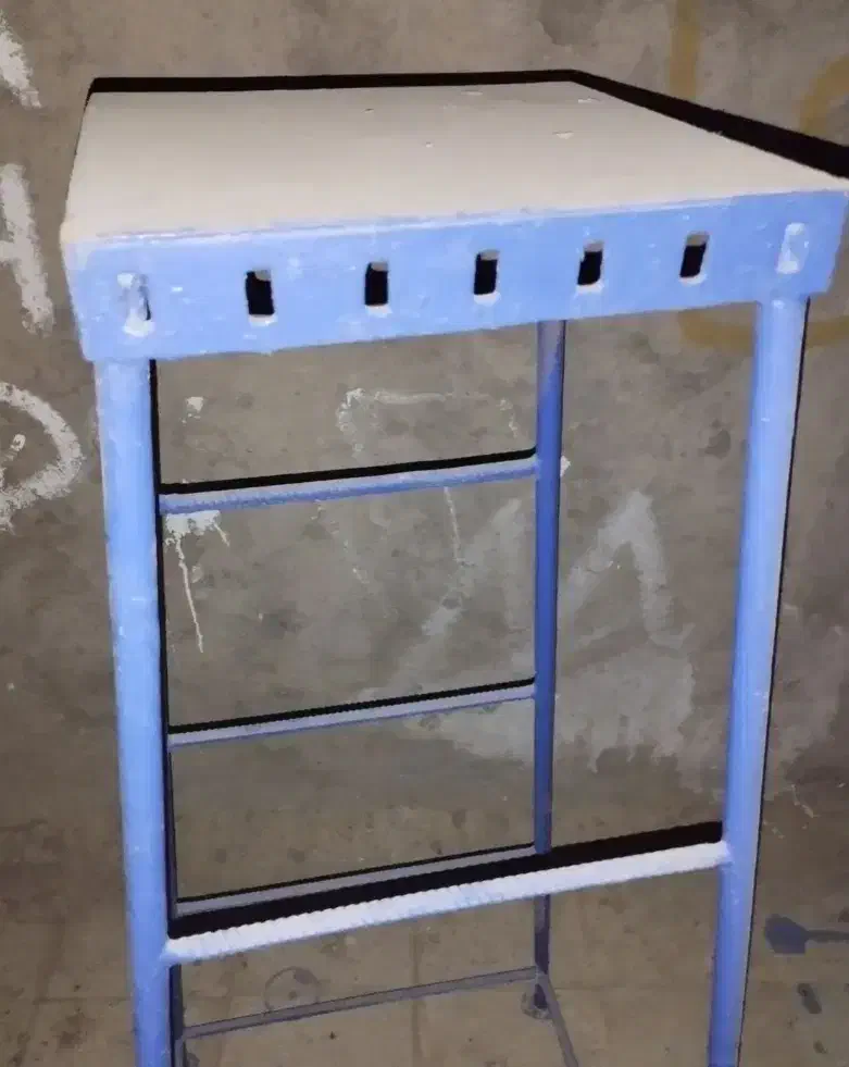 چهارپایه آهنی ، لوله آب|صندلی و نیمکت|قم, دروازه ری|دیوار